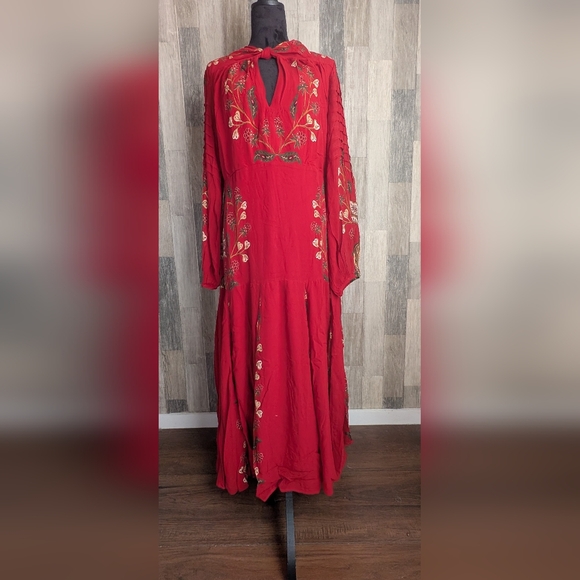 Farm Rio Berry Red Maxi Dress NWT - Picture 8 of 16